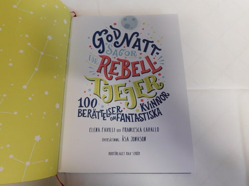 Godnatt Sagor för Rebell Tjejer 2017/18 Inbunden Bok
