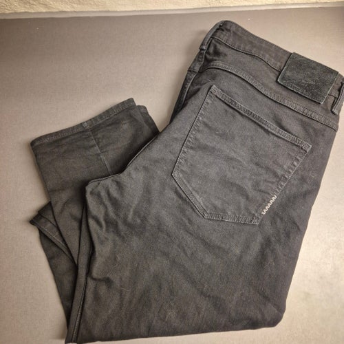Neuw svart jeans, storlek 36x32 Lou