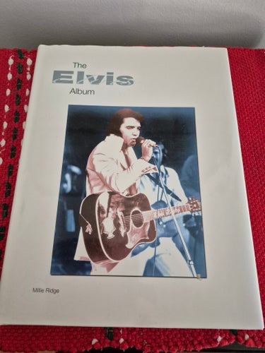 The Elvis Album av Millie Ridge, 1990