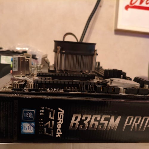 ASRock B365M Pro4-F + Intel Core i5-9600KF – Testat och fungerar