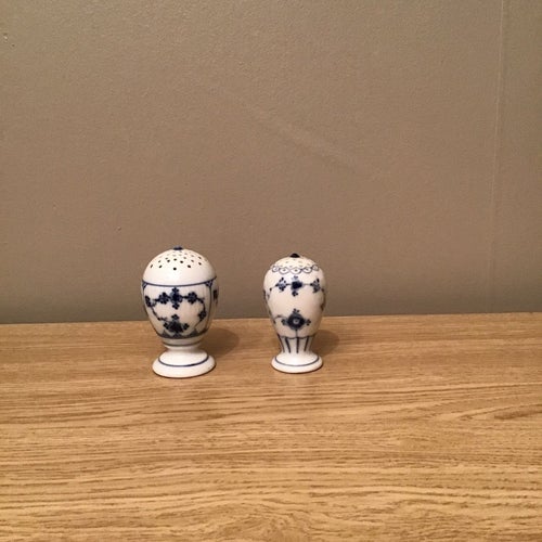 ROYAL COPENHAGEN, Musselmalet, Helblond salt och peppar