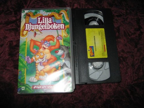 LILLA DJUNGELBOKEN FÖDD ATT VARA FRI (WALT DISNEY) SVENSKT TAL VHS