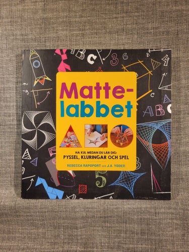 Mattelabbet av Rebecca Rapoport och J.A. Yoder, 2017