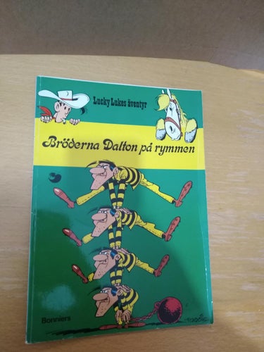 Lucky Lukes äventyr 13 Bröderna Dalton på rymmen 1974 första upplagan