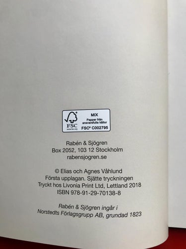 HANDBOK FÖR SUPERHJÄLTAR Del 1 Handboken Elias & Agnes Våhlund 2018