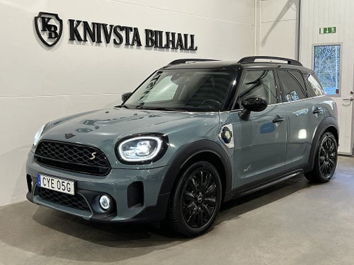 MINI Countryman Cooper SE ALL4 Excitement Moms SPEC 220hk