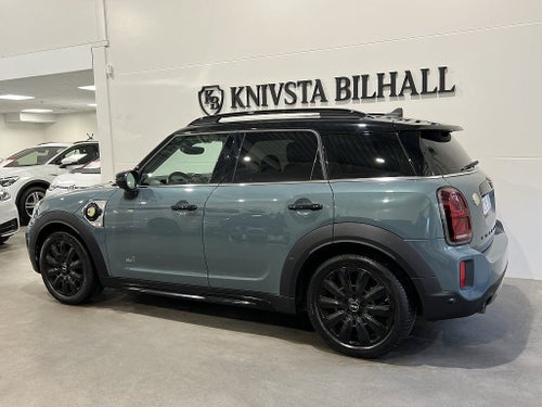 MINI Countryman Cooper SE ALL4 Excitement Moms SPEC 220hk