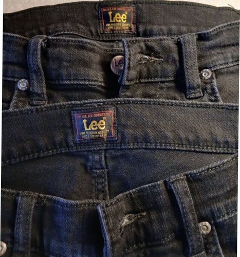 Två par svarta Lee jeans strl W31 L32