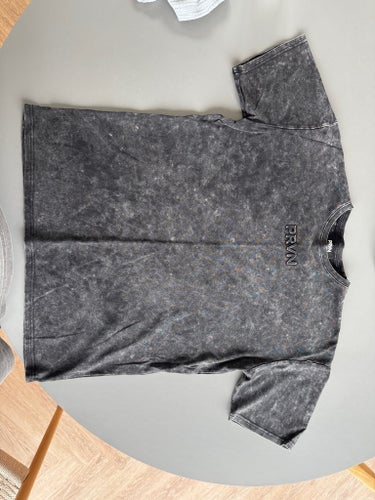 PRVN FITNESS grå t-shirt, størrelse XL