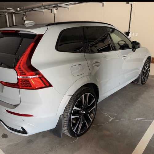 Volvo XC60 T6 PLUS Dark 22” sport elstolar, mm mm