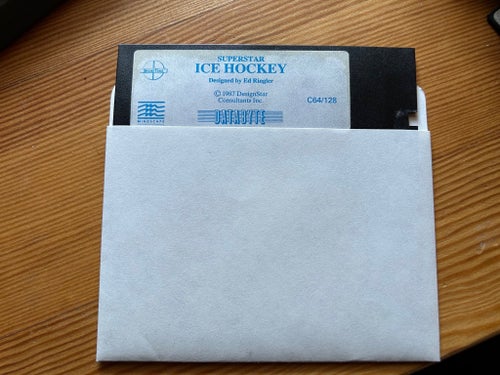 Superstar Ice Hockey C64/128 Floppy Disk