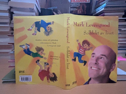 Solblekt av livet av Mark Levengood, bok, Very Fine plus