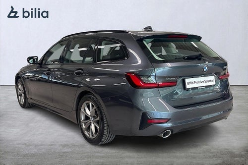 BMW 320d Touring Sportline | Drag | Värmare | HiFi | 17"