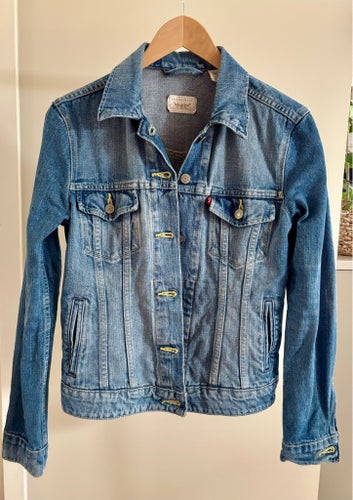 Levi's jeansjacka storlek S