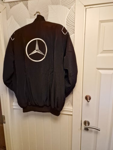 Mercedes Benz sport jacka helt ny i förpackning XXXL