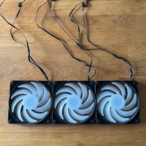 3-pack phanteks fläcktar med rgb