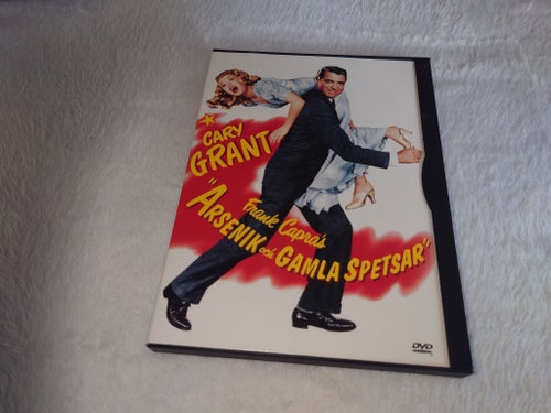 Arsenik och gamla spetsar (av Frank Capra med Cary Grant)