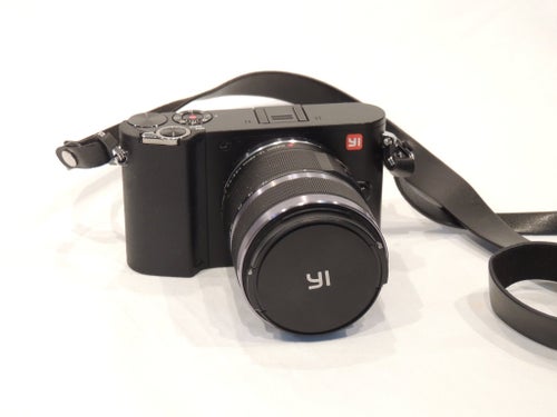 Xiaomi Yi M1 (+ 12–40mm objektiv) fungerar
