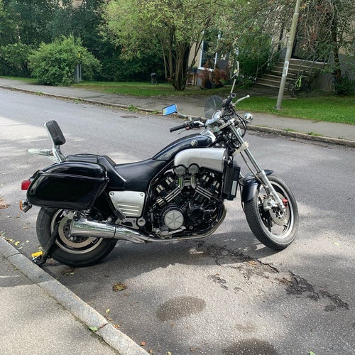 Yamaha VMX1200 2EN
