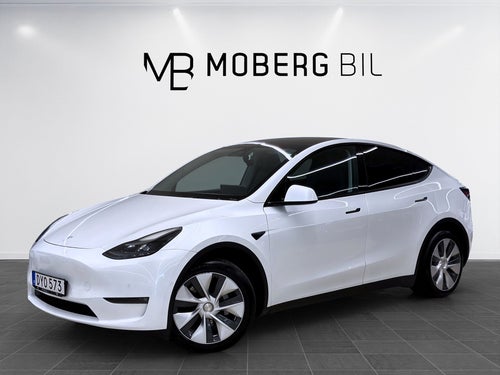 Tesla Model Y Long Range 514hk Pano Läder B-Kamera Navi