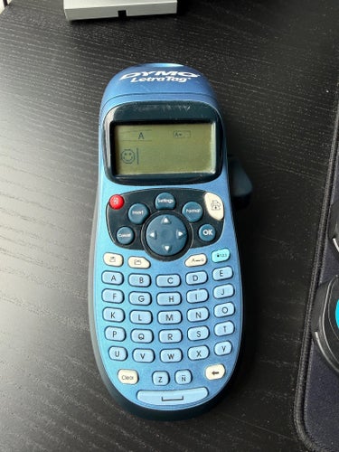 Dymo LetraTag LT-100H med märkband