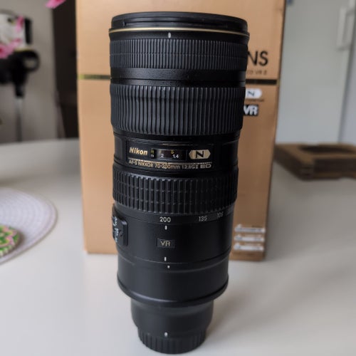 Nikon AF-S NIKKOR 70-200mm f/2.8G ED VR II