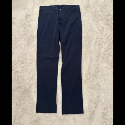 J.Lindeberg mörkblåa byxor chinos storlek 31/32