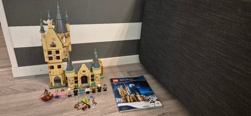 Lego Harry potter 75969 Hogwarts Astronomy Tower o.b.s en minfigur för mycket