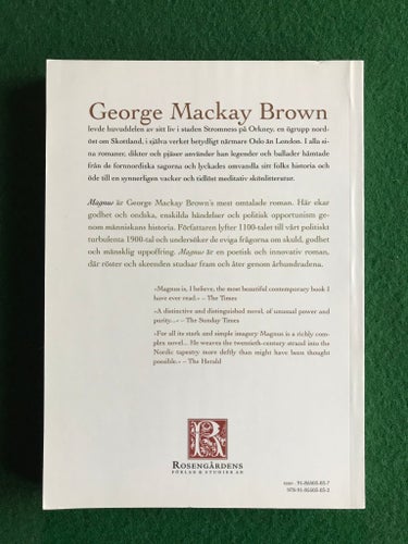 Magnus. George Mackay Brown.