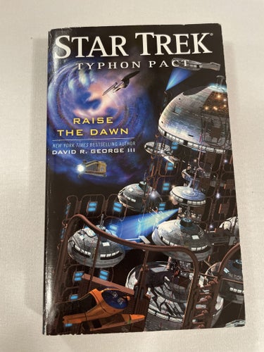Raise the Dawn | David R George III | Typhon Pact | Häftad (Paperback/ softback)