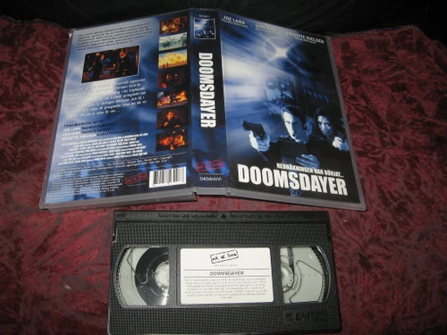 DOOMSLAYER (JOE LARA,UDO KIER,BIRGITTE NIELSEN) VHS X-RENTAL