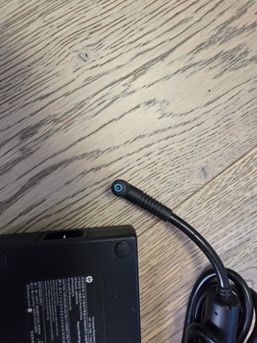HP nätadapter 19.5V 10.3A 200W