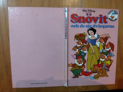 Walt Disney presenterar Snövit och de sju dvärgarna. Kalle Ankas Bokklubb. VF+