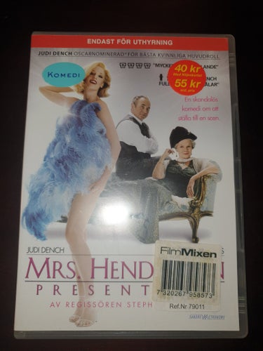 Mrs. Henderson presenterar