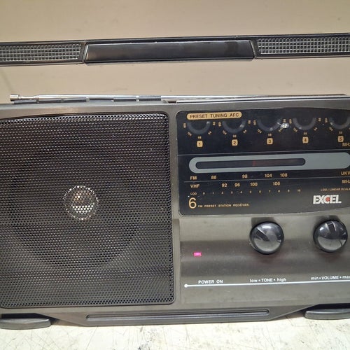 Excel Prelude 88833 Radio