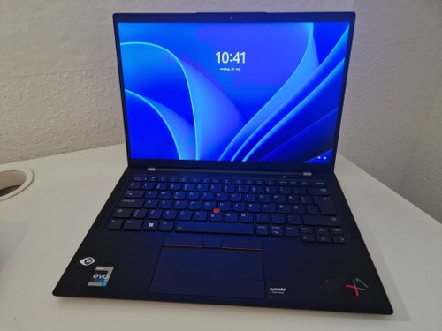 Lenovo ThinkPad X1 Carbon Gen 10 bærbar computer