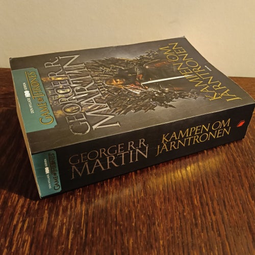 Kampen om järntronen av George R.R. Martin