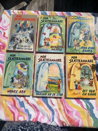 Min Skattkammare - Berätta Mamma, Världen är så stor, Noaks Ark, Östan om Sol