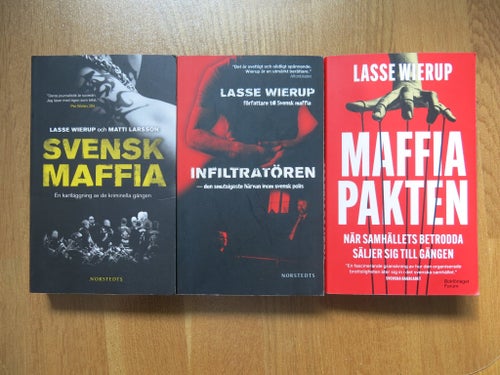 Lasse Wierup och Matti Larsson - 3 x pocket .