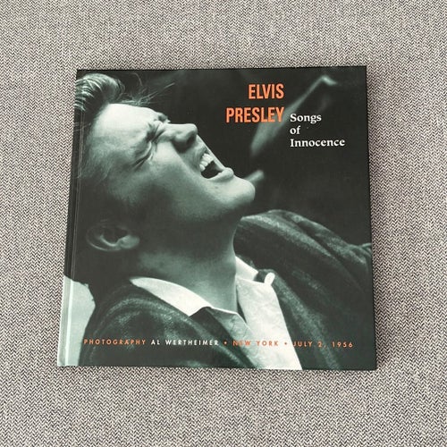 Elvis Presley Songs of Innocence av Al Wertheimer