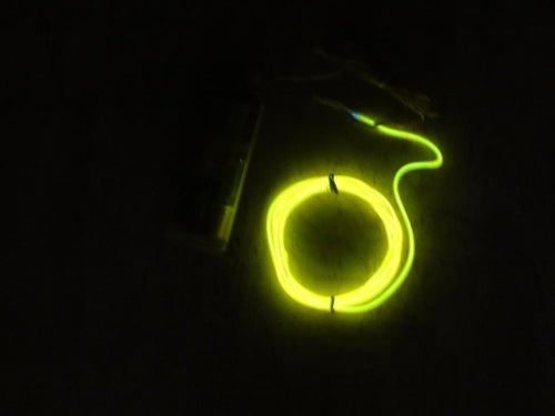 1 st oanvänd gul elektroluminicent tråd (el wire) - 1,5 m