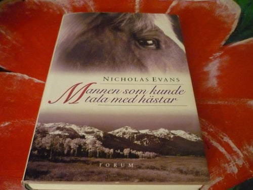 BOK, 2 STYCKEN BÖCKER, DAN BROWN: DEN FÖRLORADE SYMBOLEN, NICHOLAS EVANS: MANNEN
