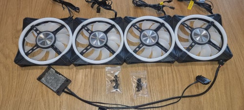 Corsair QL140 RGB 140mm x4 + Node x1 (1)