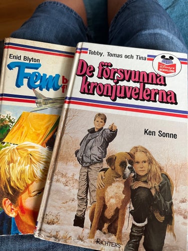 2 vintage böcker