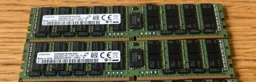 2st. Samsung RAM 32GB DDR4 PC4-2133P (64 GB)