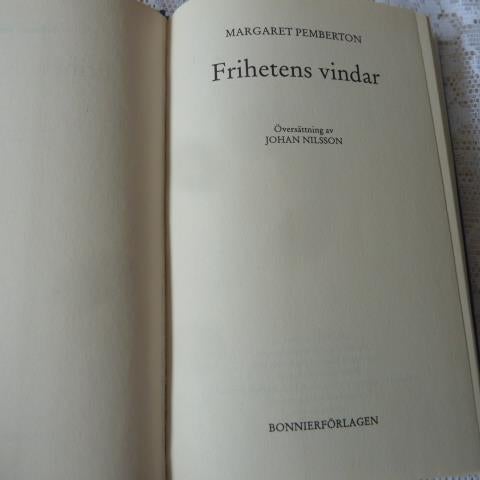 FRIHETENS VINDAR, M. PEMBERTON, 1999,  BÖCKER