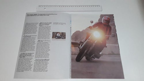 BMW broschyr 14 sidor tryckt ? text engelska