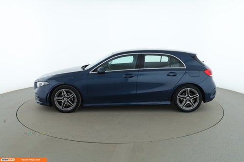 Mercedes-Benz A 180 AMG Line / CarPlay, Keyless, Kamera