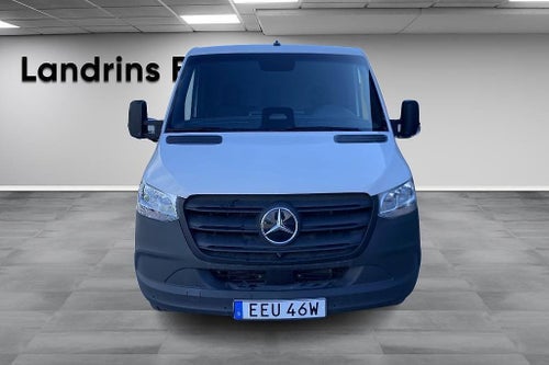 Mercedes-Benz eSprinter 420 Chassi 81 kWh 113 Flakbil Lastlåda Backkamera