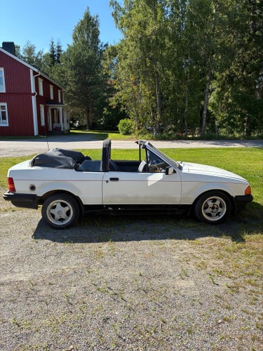 Ford Escort XR3i Cabriolet